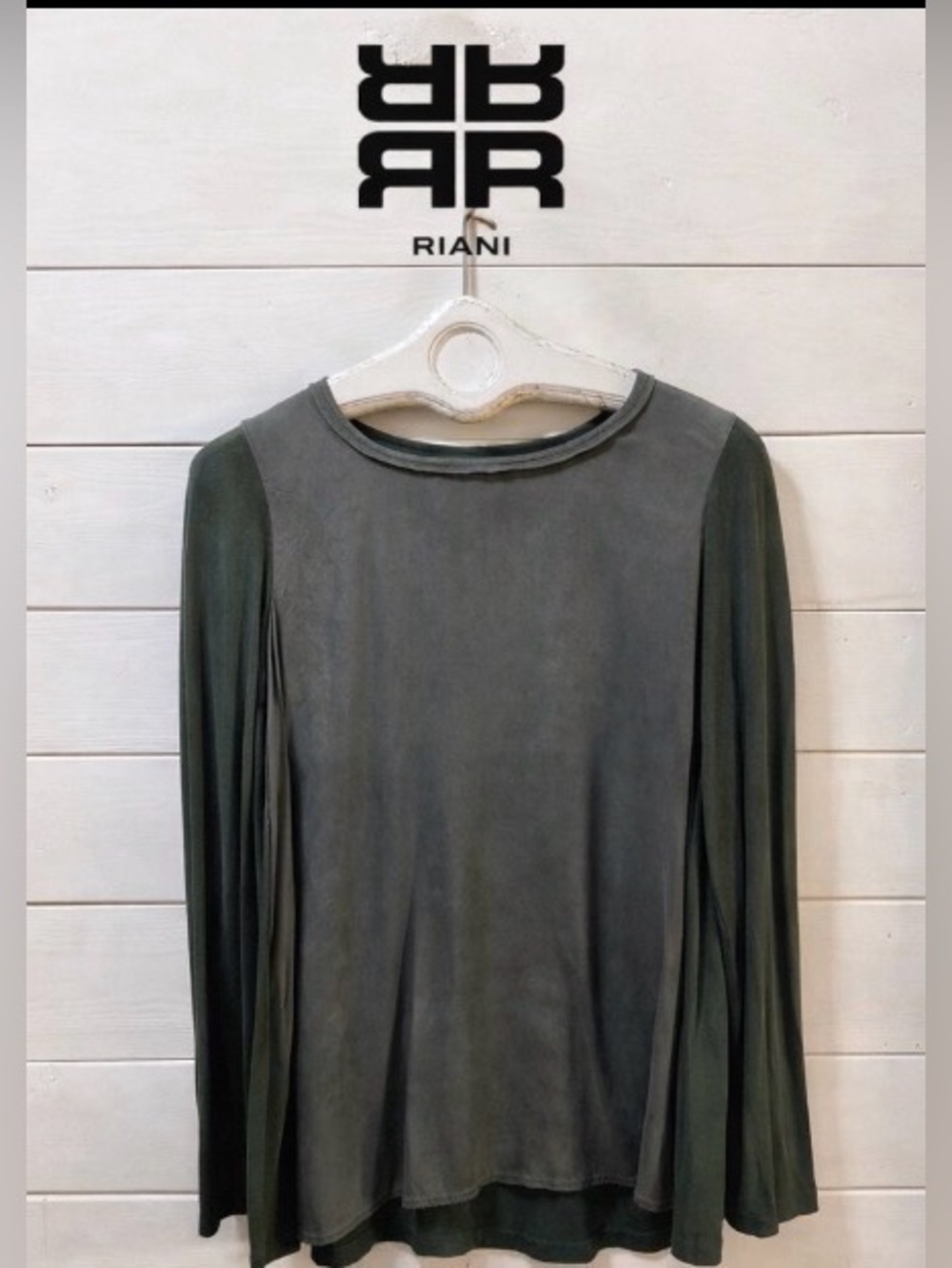 RIANI Long Sleeve Top Green โ Size 10